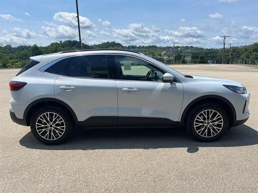 2025 Ford Escape PHEV Base
