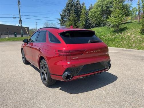 2022 Genesis GV70 2.5T AWD