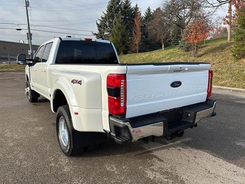2024 Ford F-350 Lariat