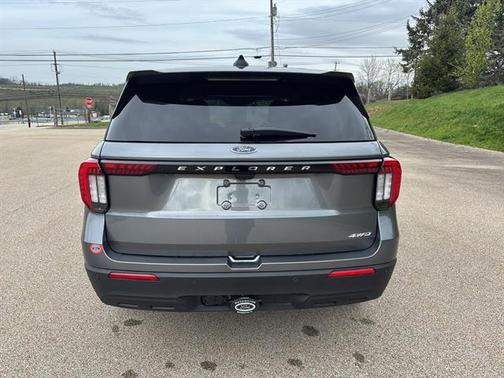 Carbonized Gray Metallic 2026 Ford Explorer Active