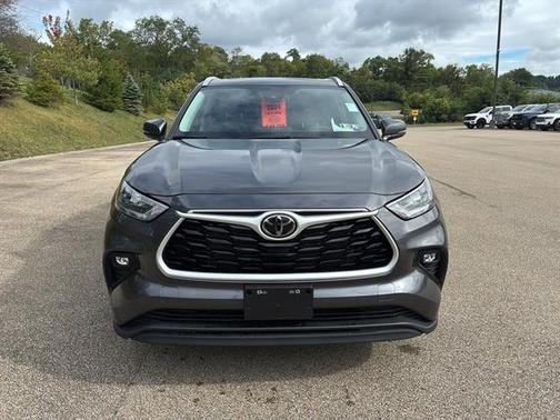 2024 Toyota Highlander XLE