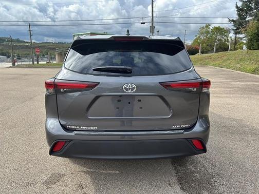 2024 Toyota Highlander XLE