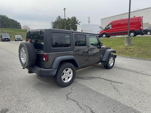 2016 Jeep Wrangler Unlimited Sport