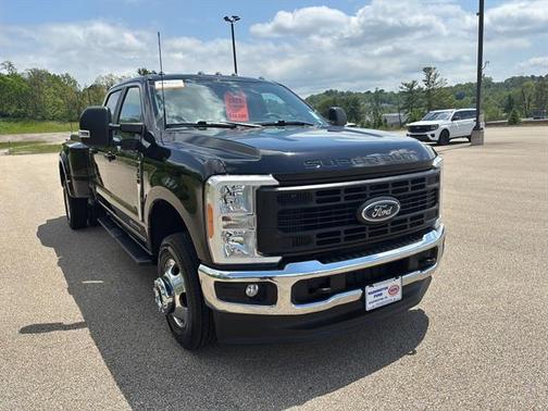 Agate Black Metallic 2023 Ford F-350 XL