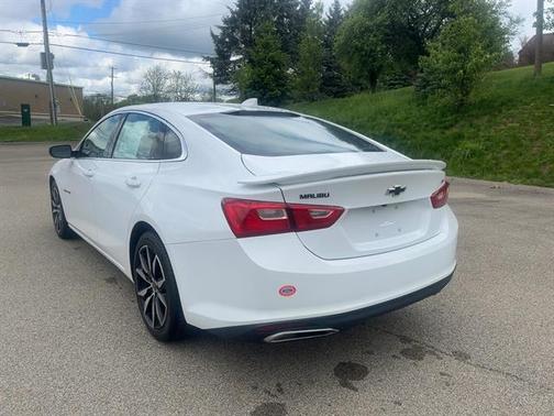 2022 Chevrolet Malibu FWD RS