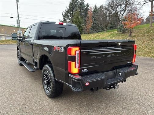 2025 Ford F-250 Platinum