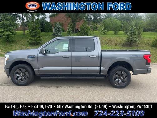 2025 Ford F-150 Lightning LARIAT