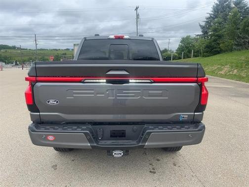 2025 Ford F-150 Lightning LARIAT