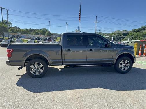 Magnetic Metallic 2019 Ford F-150 XLT