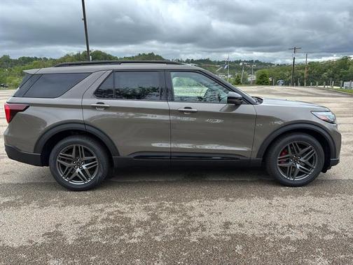 Marsh Gray 2026 Ford Explorer ST