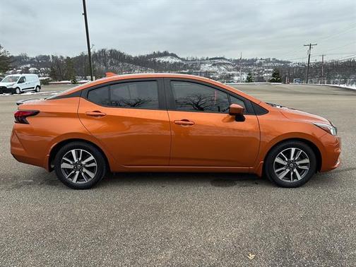 2020 Nissan Versa 1.6 SV