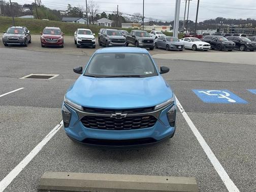 Marina Blue Metallic 2025 Chevrolet Trax FWD 1RS