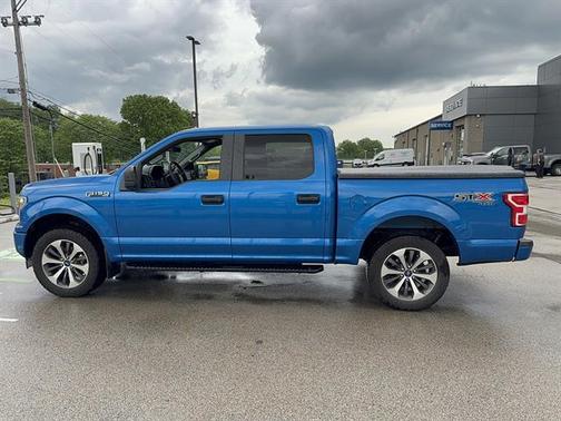 Velocity Blue 2019 Ford F-150 XL