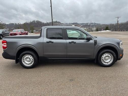 2023 Ford Maverick XL