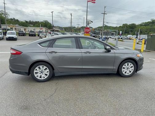 Sterling Gray Metallic 2014 Ford Fusion S