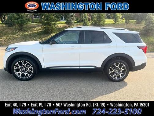 2025 Ford Explorer Platinum