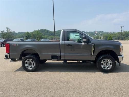 2025 Ford F-350 XLT