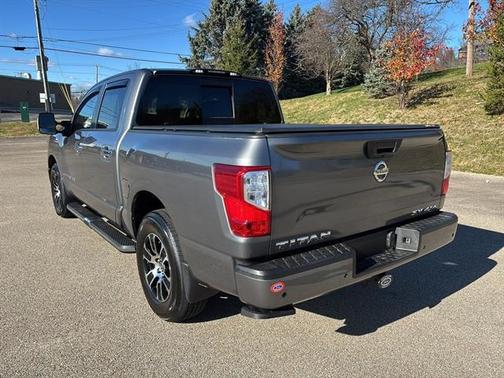 2020 Nissan Titan SV