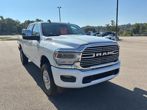 2024 RAM 2500 Laramie Crew Cab 4x4 6'4' Box
