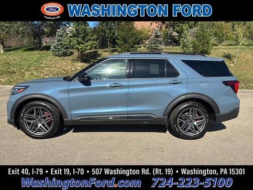 2025 Ford Explorer ST