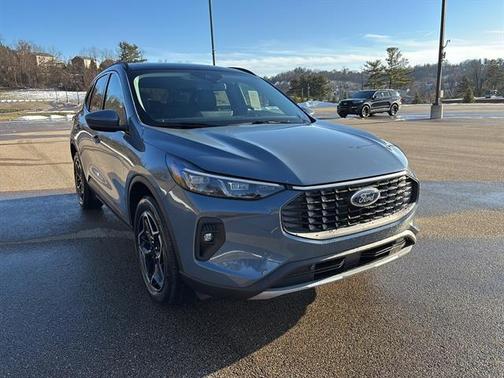 2026 Ford Escape Platinum