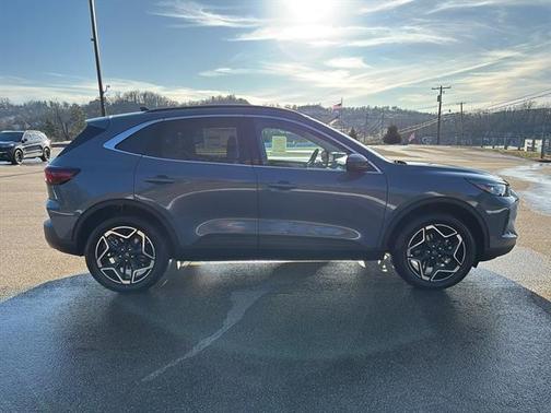 2026 Ford Escape Platinum