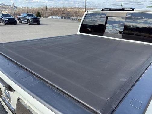 2017 Nissan Titan Platinum Reserve