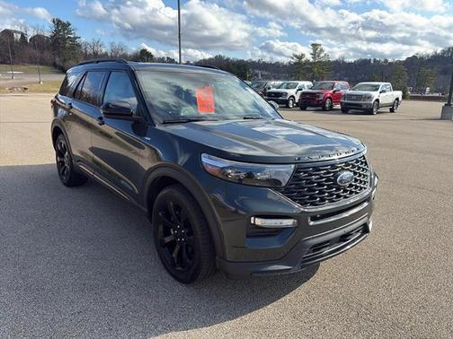 2022 Ford Explorer ST-Line