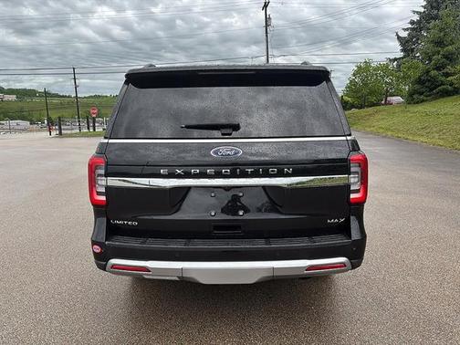 Agate Black Metallic 2024 Ford Expedition Max Limited