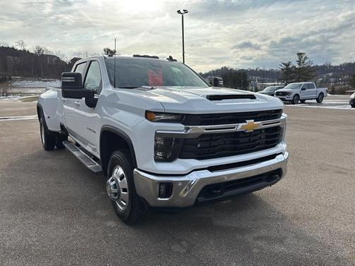 2026 Chevrolet Silverado 3500 LT