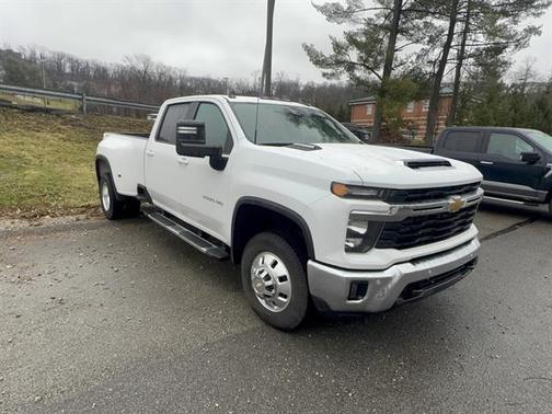 2026 Chevrolet Silverado 3500 LT