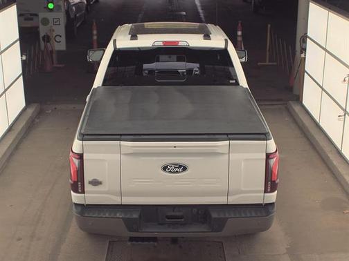 Star White Metallic Tri-Coat/Marsh Gray 2025 Ford F-150 King Ranch