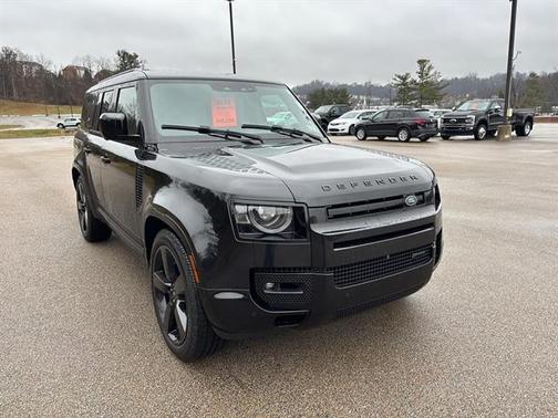 2023 Land Rover Defender 130 X-Dynamic SE