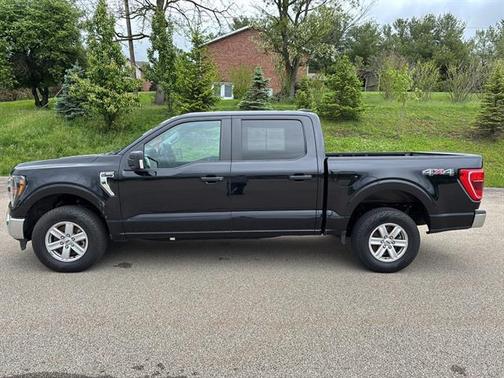 Agate Black 2023 Ford F-150 XLT