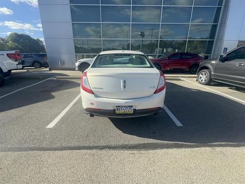 2013 Lincoln MKS Base