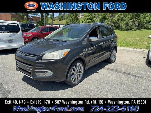 Tuxedo Black Metallic 2014 Ford Escape SE