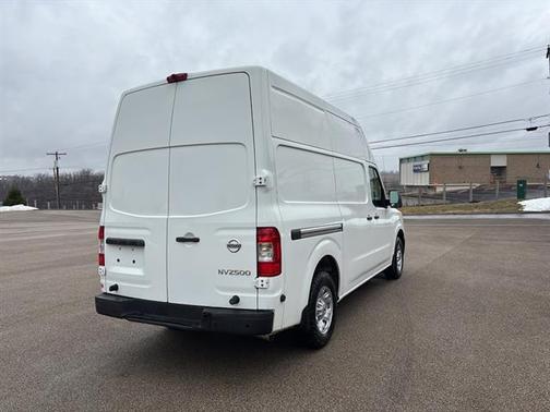 2017 Nissan NV Cargo NV2500 HD SV V6