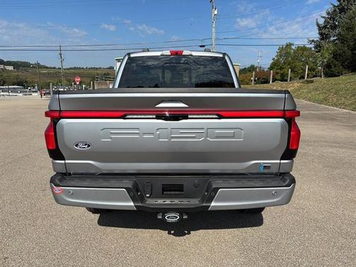 2025 Ford F-150 Lightning LARIAT