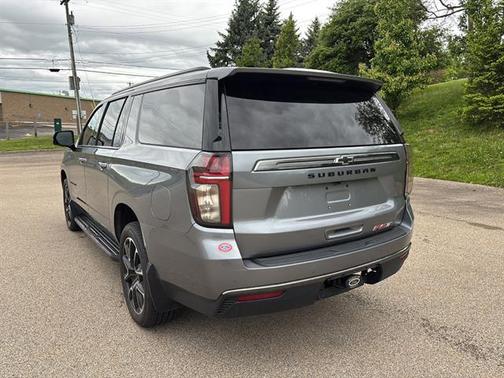 Satin Steel Metallic 2022 Chevrolet Suburban RST