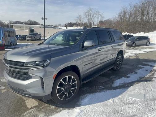 2022 Chevrolet Suburban RST