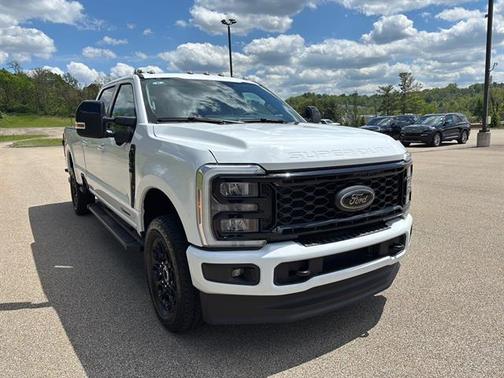 Oxford White 2026 Ford F-350 Lariat