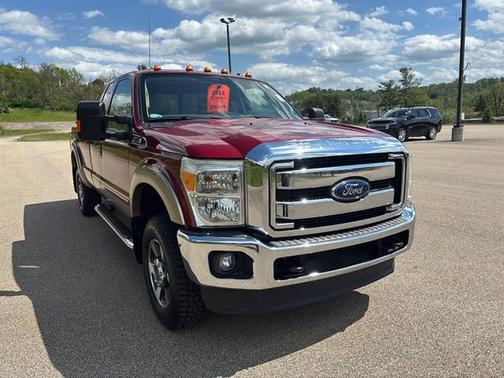 Ruby Red Metallic Tinted Clearcoat 2013 Ford F-250 Lariat