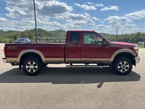 Ruby Red Metallic Tinted Clearcoat 2013 Ford F-250 Lariat