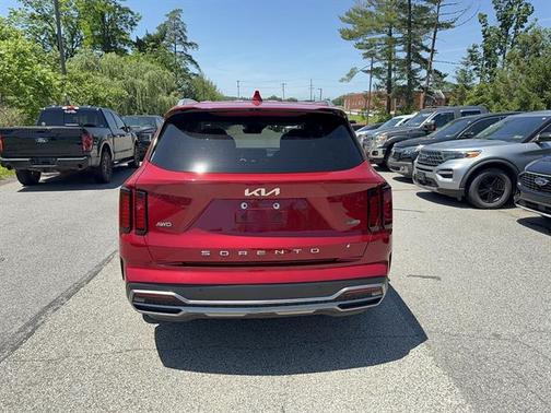 Runway Red 2022 Kia Sorento Hybrid S