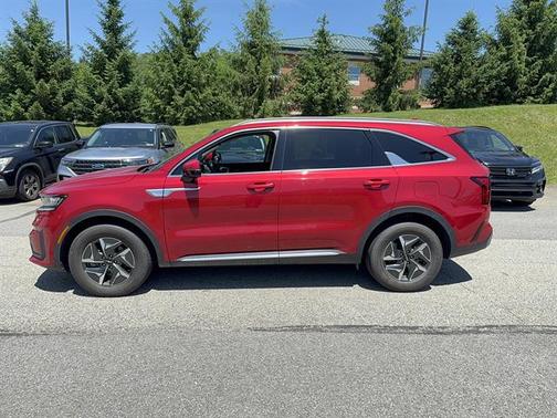 Runway Red 2022 Kia Sorento Hybrid S