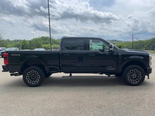 2025 Ford F-250 Platinum