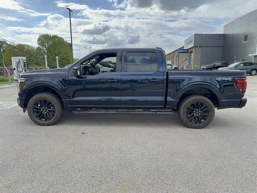 Antimatter Blue Metallic 2024 Ford F-150 Lariat
