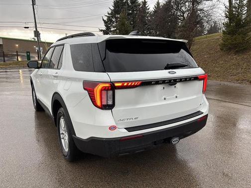 2026 Ford Explorer Active w/200A Pkg