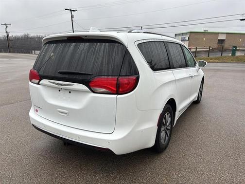 2020 Chrysler Pacifica Touring-L Plus