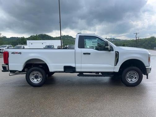 2025 Ford F-250 XL